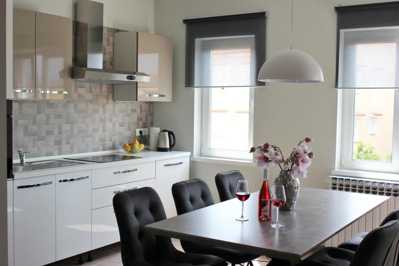 Apartmani Zuzic Porec Exterior photo